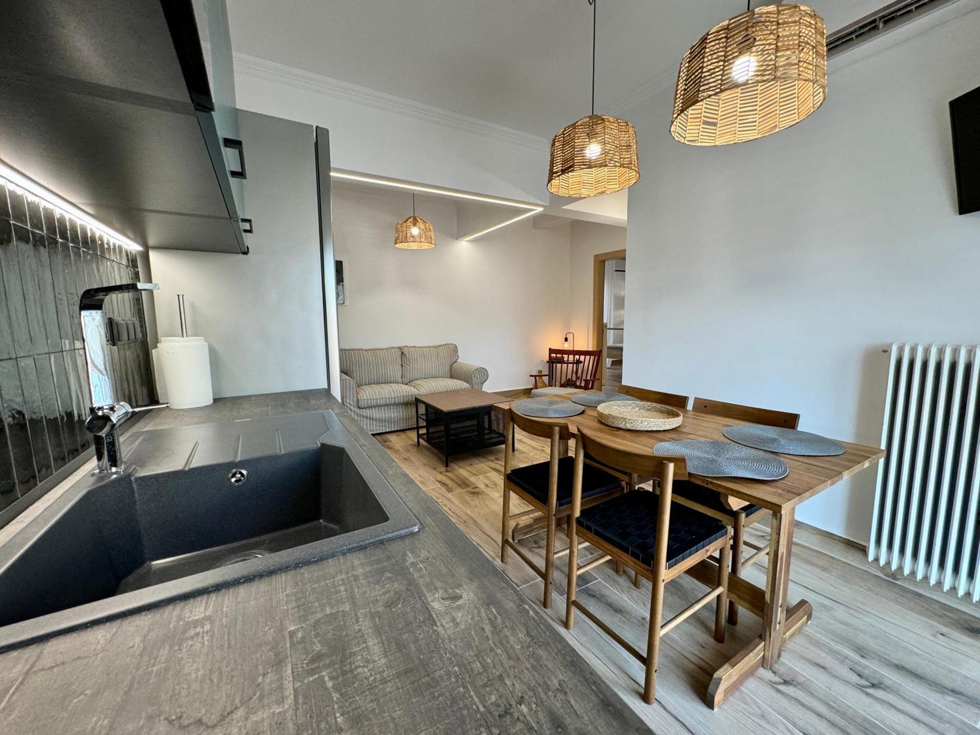 91 Street Urban Spot Apartment Kavala